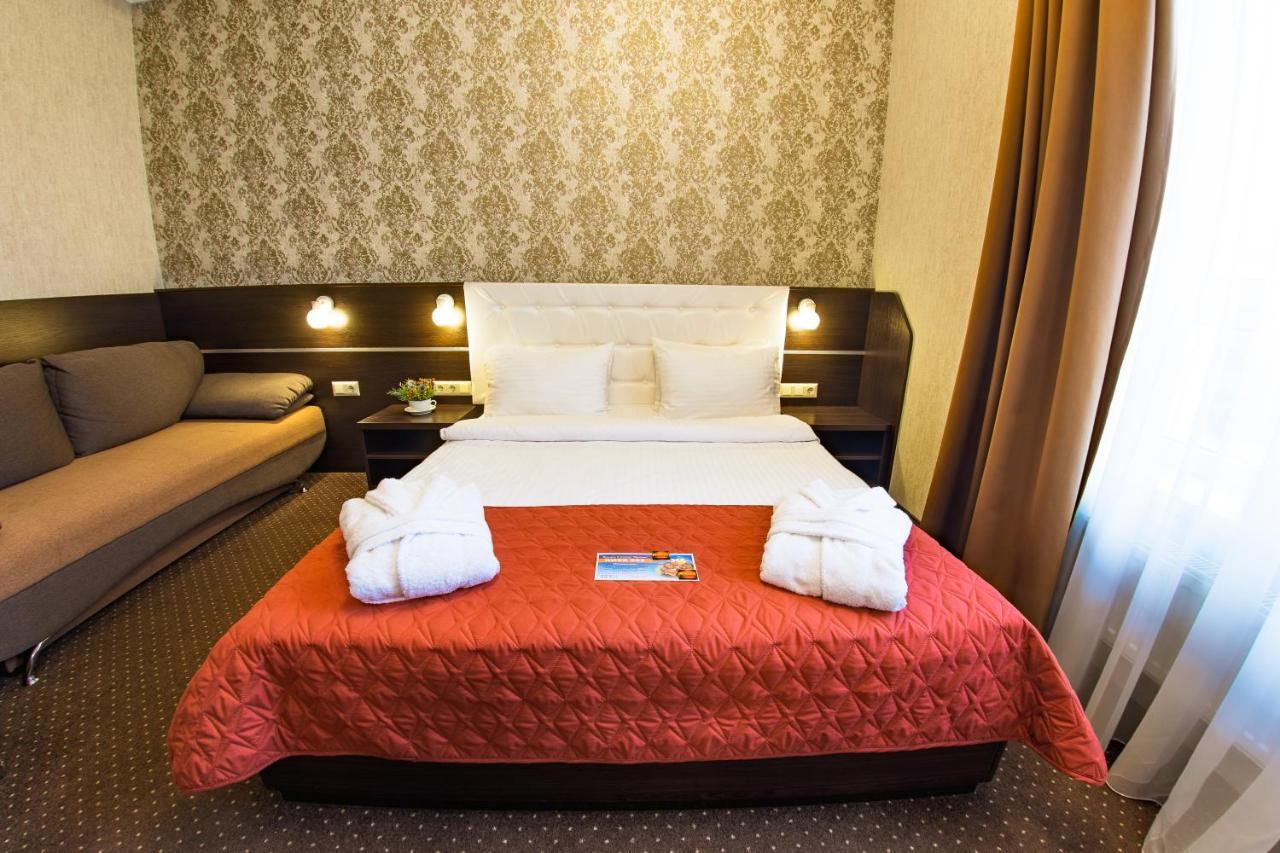 Kiev 365 Park Hotel Sofiivska Borshchahivka 外观 照片