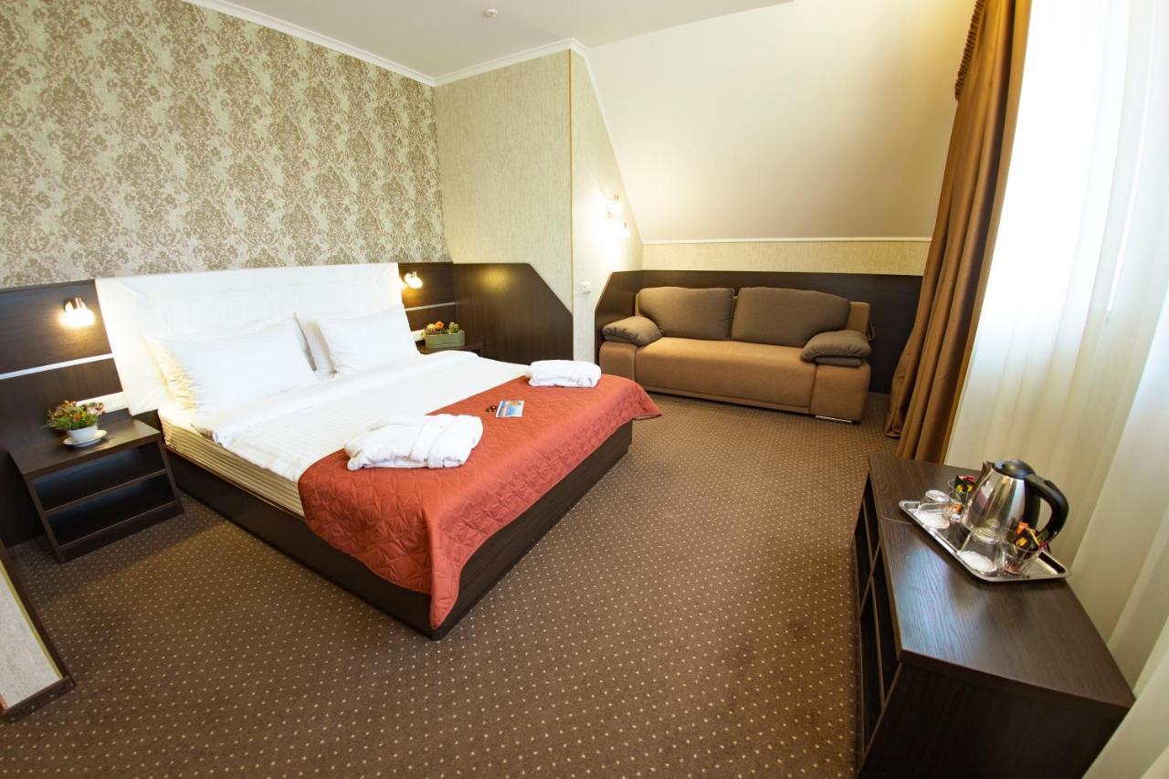 Kiev 365 Park Hotel Sofiivska Borshchahivka 外观 照片