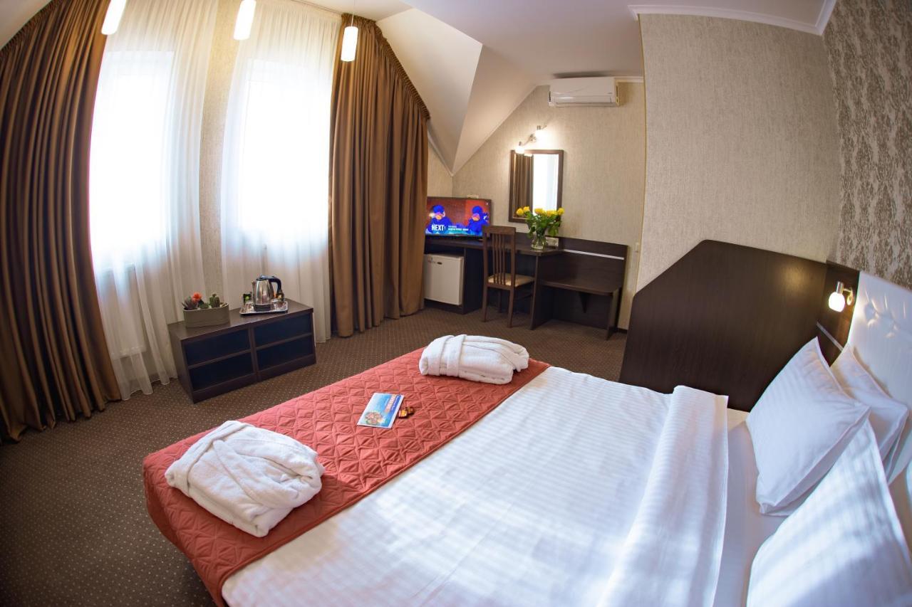Kiev 365 Park Hotel Sofiivska Borshchahivka 外观 照片